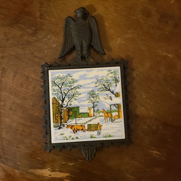 Norleans Japan Cast Iron Eagle & Ceramic Trivet - Picture 1 of 3